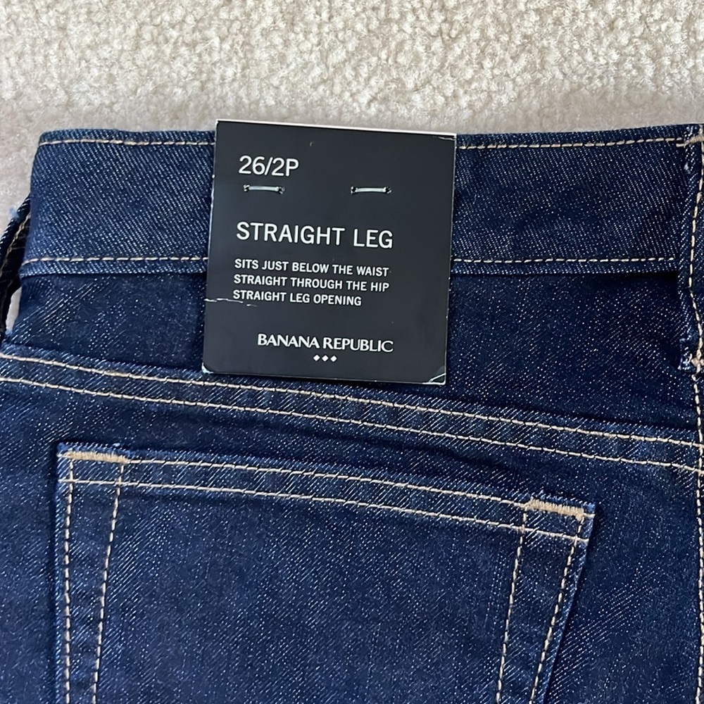 Banana Republic Women’s Petite Straight Leg Jeans NWT - Picture 5 of 9